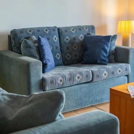 B05 - Hill Rise Marina Apartamento